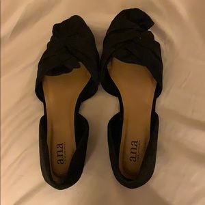 A.n.a Black Flats